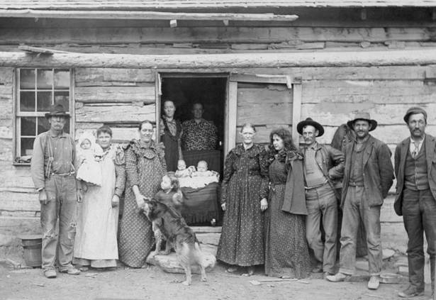 Holyoak Family 1898